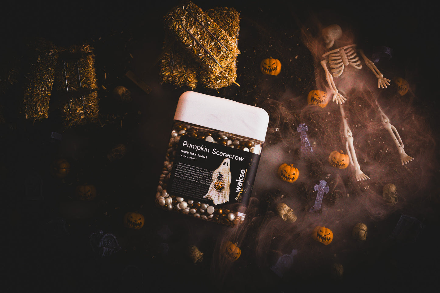 wakse Hard Wax Beans - Pumpkin Scarecrow - Large