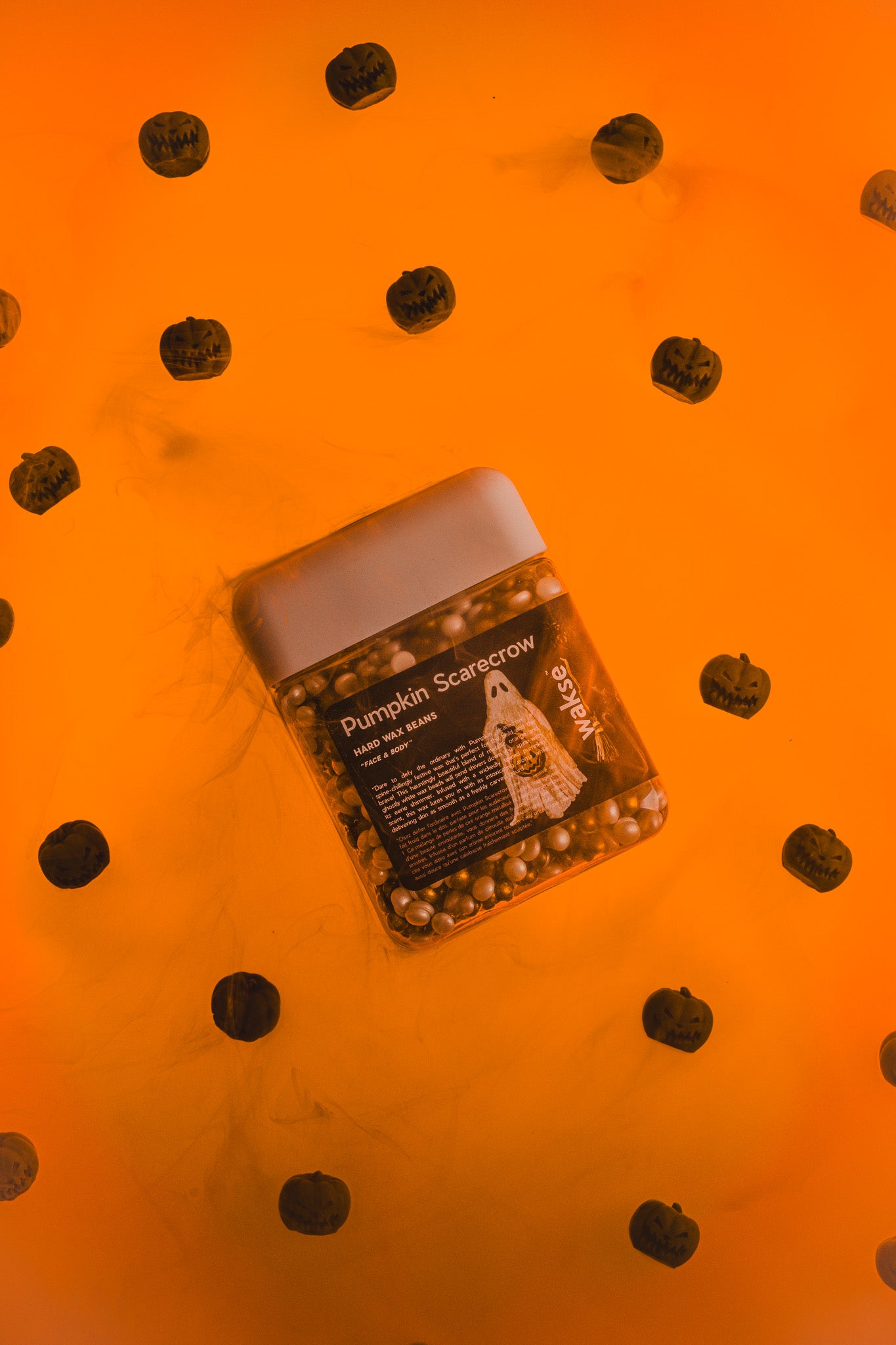 wakse Hard Wax Beans - Pumpkin Scarecrow - Large